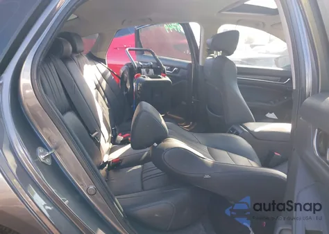 2019 Honda Accord Hybrid Ex-L z USA, uszkodzony, nr VIN 1HGCV3F54KA005803